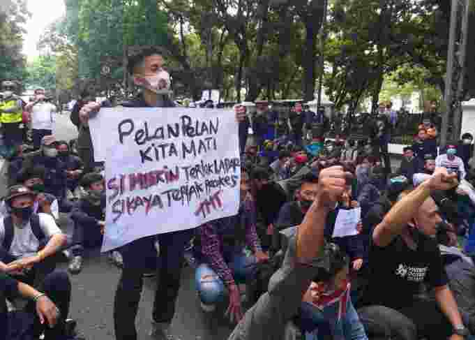 Forum Masyarakat Bandung Demo, Tolak PPKM sampai Turunkan Oded