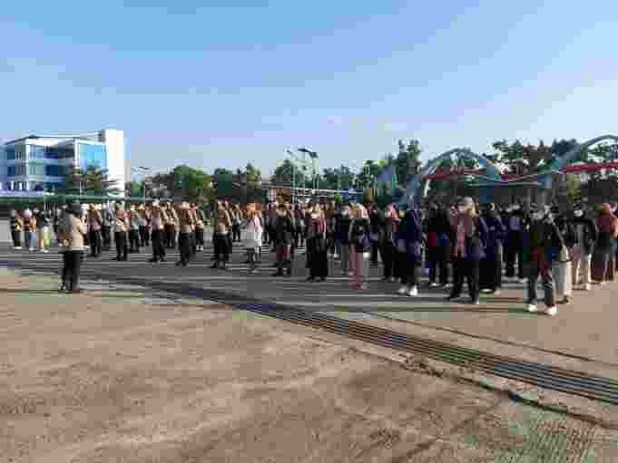 Mahasiswa Bandung Raya Antusias Ikuti Vaksinasi dari Polda Jabar