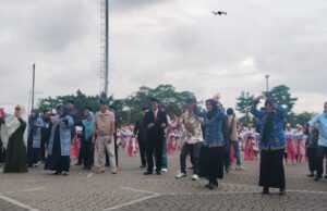 Penari Kolosal Jaipong Galuh Rahayu Ramaikan Alun-Alun Ciamis di Hari Sumpah Pemuda