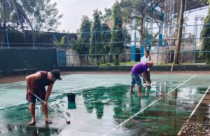 PELTI Kota Banjar Renovasi Lapangan Tenis Taman Kota