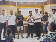 Dinsos Kota Banjar Salurkan Bansos Tunai untuk 223 KPM di Kelurahan Hegarsari