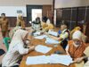 Pemkot Banjar Salurkan Bantuan DBHCHT untuk Buruh Pabrik Rokok dan Lansia