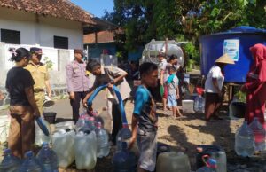 Kemarau Picu Krisis Air Bersih di Kota Banjar, BPBD Salurkan Bantuan ke 10 Desa dan Kelurahan