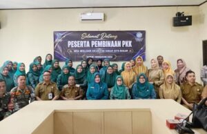 TP PKK Kota Banjar Lakukan Pembinaan di Neglasari, Tekankan Sinergi Bangun Kesejahteraan Keluarga