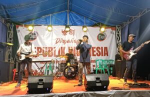 Puncak Rangkaian Kegiatan HUT RI ke 81, 10 Band Komunitas Toska Guncang Warga Parungsari Banjar