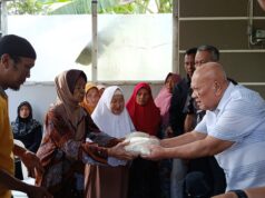 Herman Sutrisno dan Jabar Bergerak Beri Bantuan Kaki Palsu dan Beras untuk Warga Banjar
