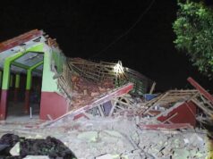 Diduga Lapuk, Kantor dan Perpustakaan SDN 3 Batulawang Kota Banjar Ambruk