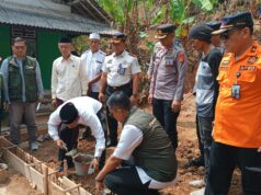 Jabar Bergerak Bedah Rumah Unus, Wakil Wali Kota Banjar Apresiasi KolaborAksi Peduli Warga