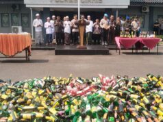 Ribuan Botol Miras Dimusnahkan Polres Ciamis, Bupati Herdiat Dorong Penguatan Pemberantasan Penyakit Masyarakat