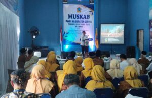 Hadiri Muscab PWRI Ciamis, Bupati Herdiat Dorong Pensiunan ASN Berkontribusi dalam Pembangunan Daerah